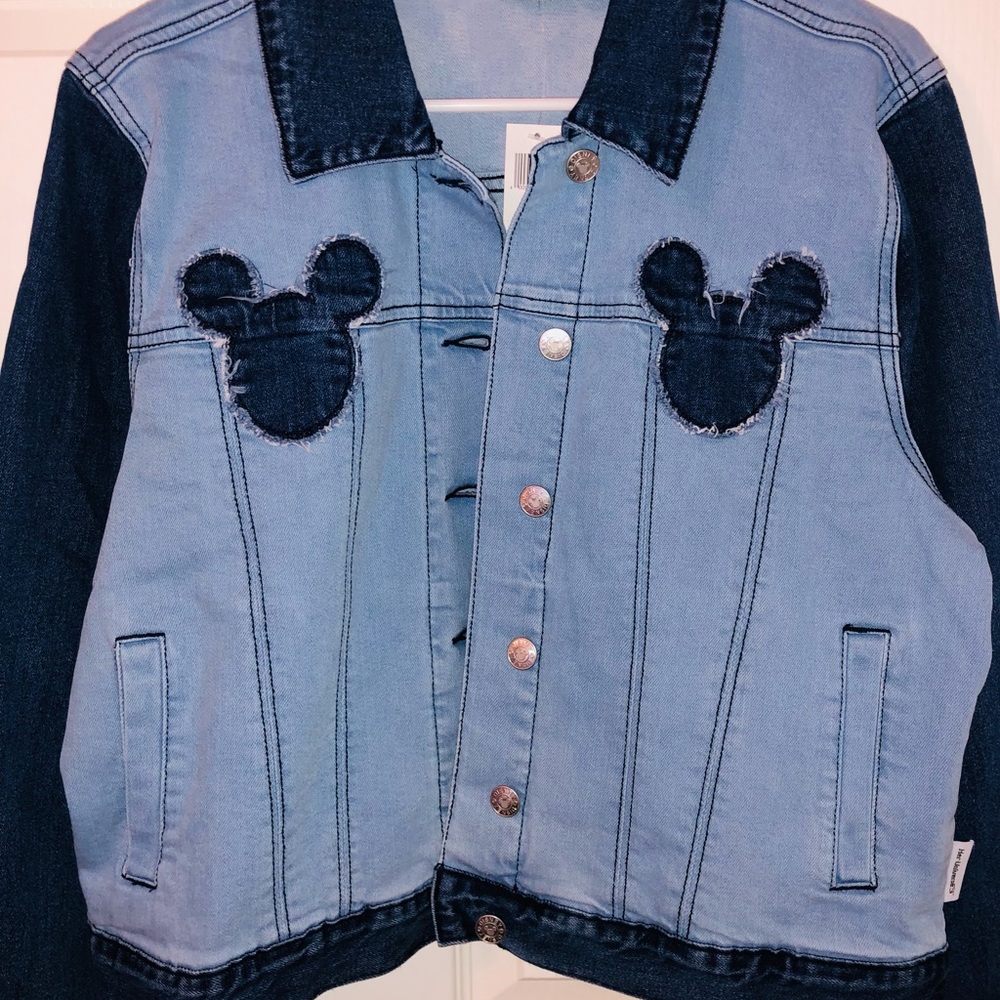 Disney Mickey Mouse jean jacket (M) - Picture 2 of 6